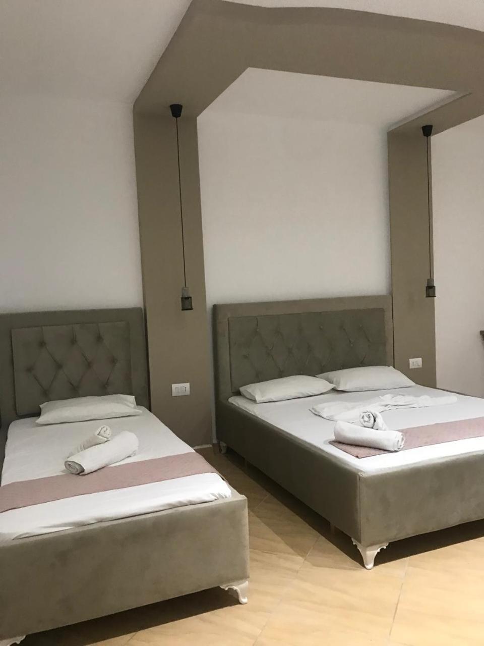 Vila Floban & Mirdar Koshi Sarande Ngoại thất bức ảnh