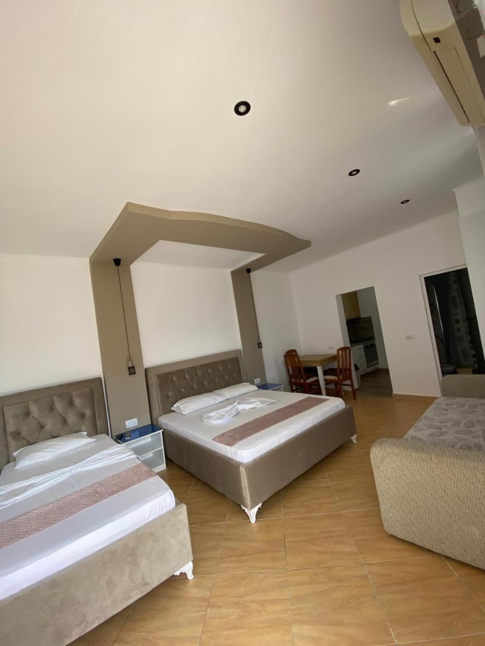 Vila Floban & Mirdar Koshi Sarande Ngoại thất bức ảnh