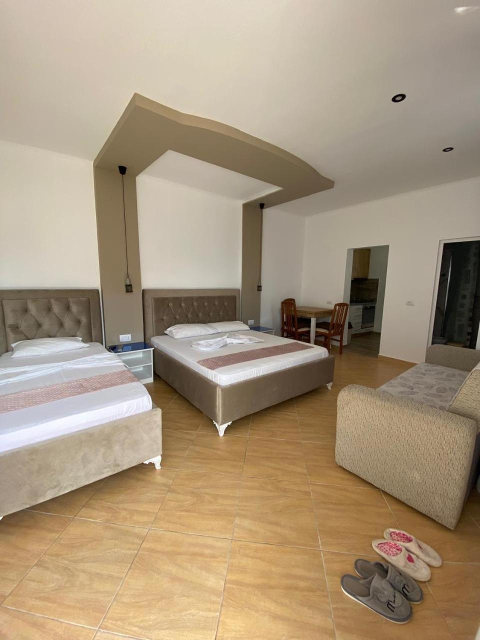 Vila Floban & Mirdar Koshi Sarande Ngoại thất bức ảnh