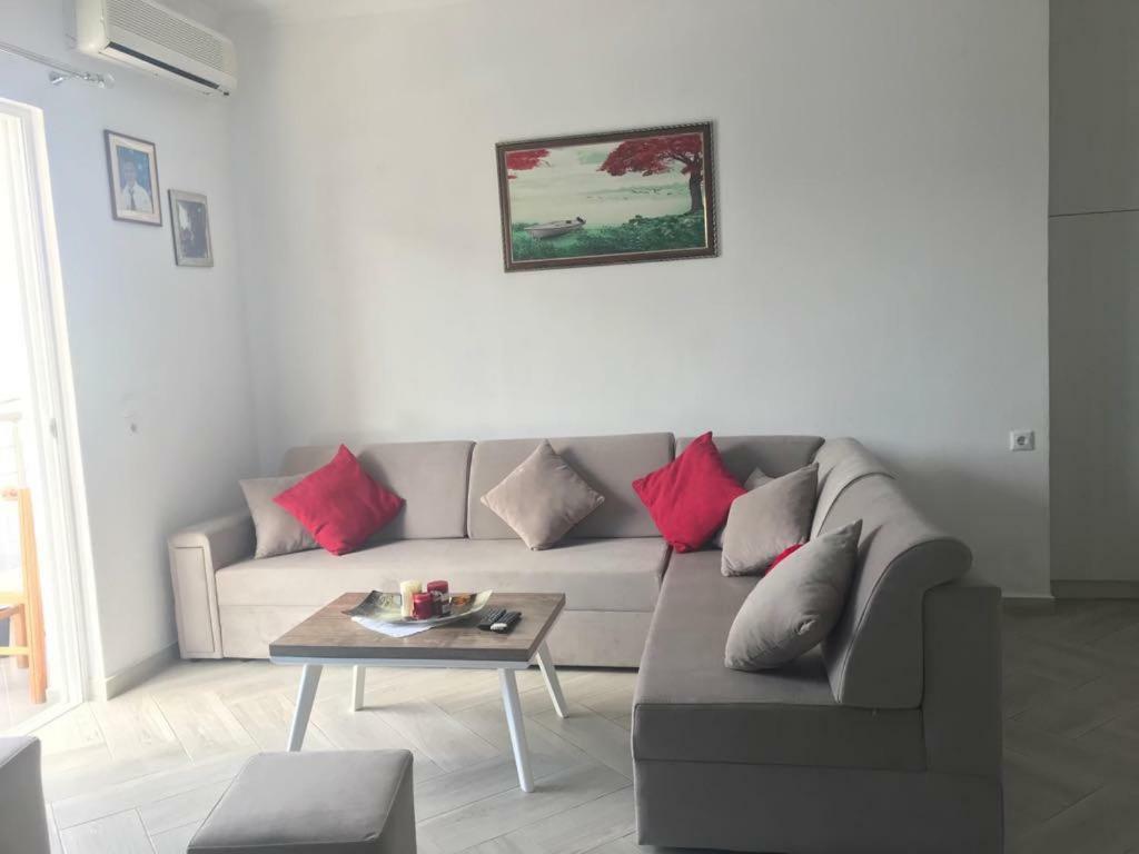Vila Floban & Mirdar Koshi Sarande Ngoại thất bức ảnh