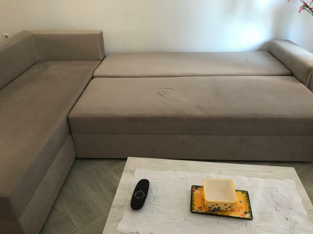 Vila Floban & Mirdar Koshi Sarande Ngoại thất bức ảnh