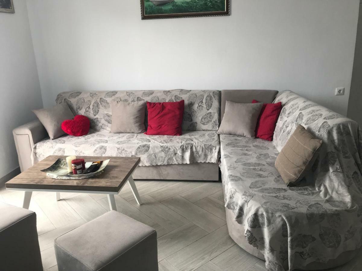 Vila Floban & Mirdar Koshi Sarande Ngoại thất bức ảnh